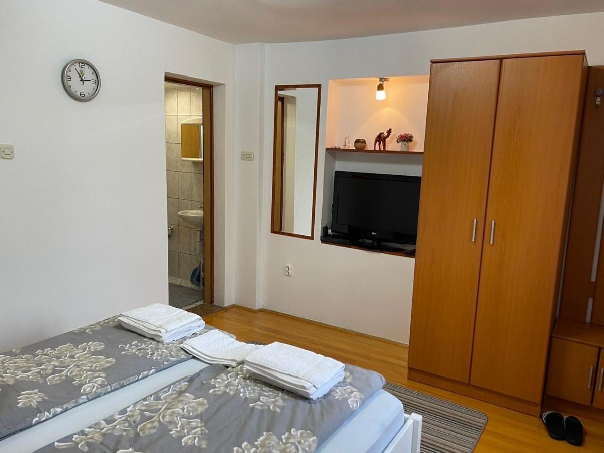 Studio Apartman Sedrenik 塞拉耶佛 外观 照片